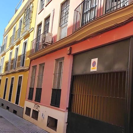 El Patio De San Bernardo Apartamento Sevilha Exterior foto